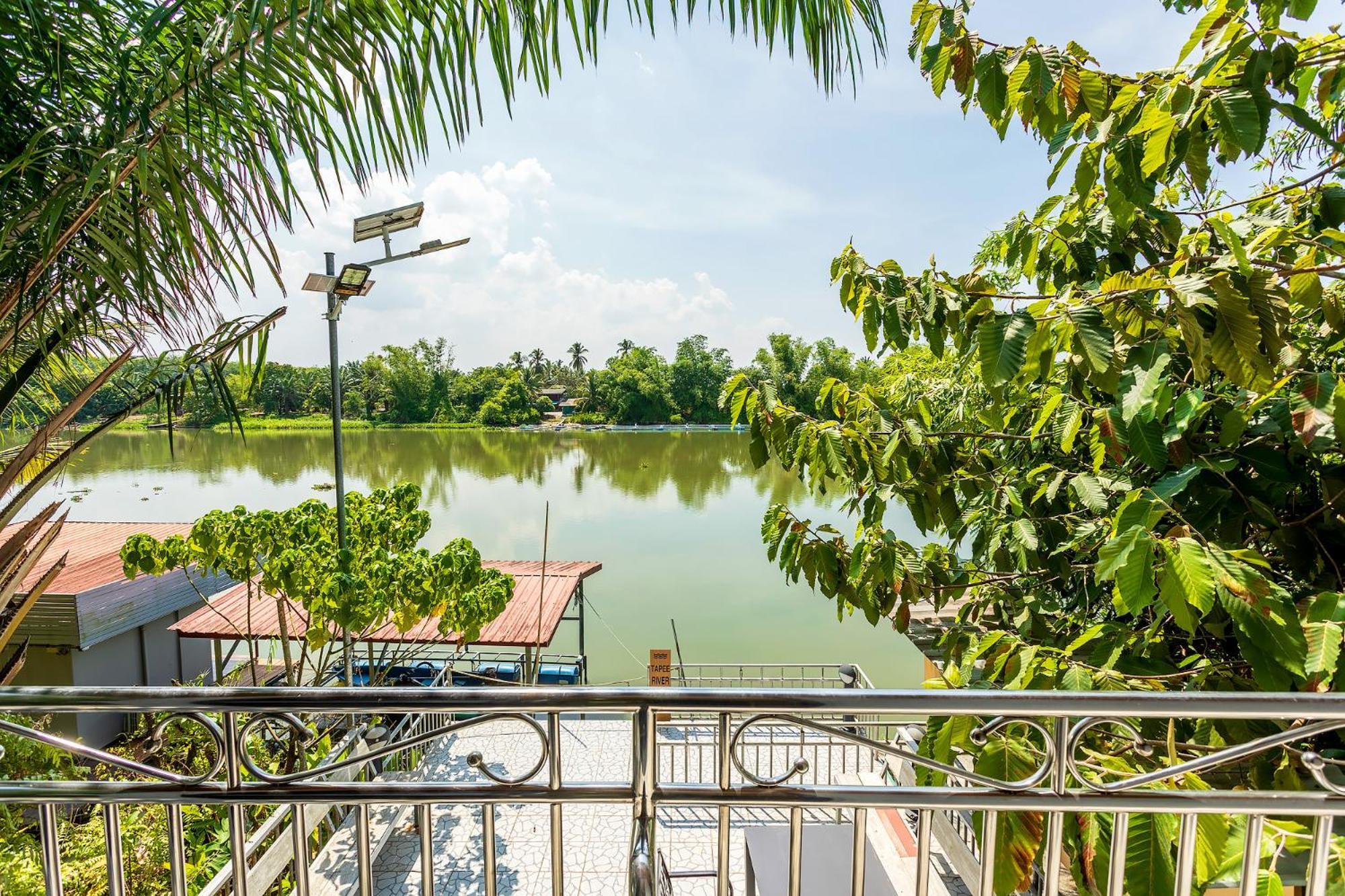 Neenlawat Riverside Surat Thani Dış mekan fotoğraf
